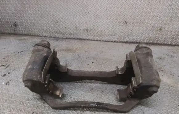 KIA Ceed Front Brake Caliper Pad/Carrier 