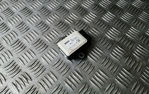 Nissan Qashqai ESP acceleration yaw rate sensor 47931JD00A 0265005665