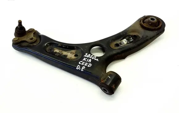 KIA Ceed Front lower control arm/wishbone