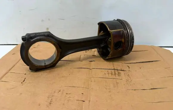Mercedes-Benz CLK A209 C209 Piston with connecting rod A2710302317 2710302317 A2710306617