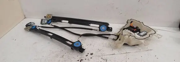 Seat Altea XL Front door window regulator with motor 1K0959793M F005S00293