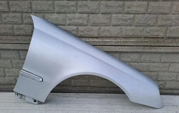 Mercedes-Benz CLK A209 C209 Front wheel arch liner splash guards MBW2091