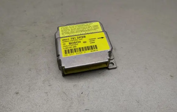 Mitsubishi Carisma Airbag control unit/module 0285001290 MR913791