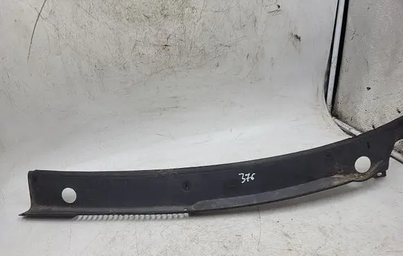 Audi A4 S4 B5 8D Wiper trim 8D1819403A