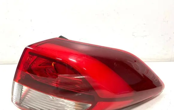 Hyundai Tucson TL Rear/tail lights 92402D3 92402D7 11832