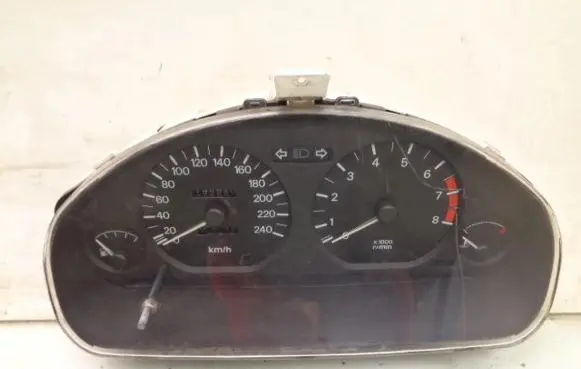 Mitsubishi Carisma Speedometer (instrument cluster)