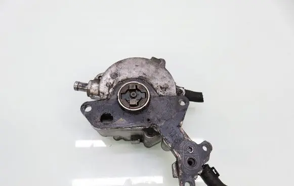 Volkswagen Caddy Vacuum pump 038145209M
