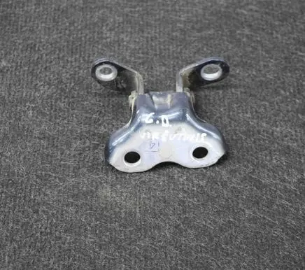Toyota Hilux (AN10, AN20, AN30) Rear door upper hinge