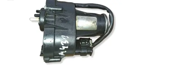 Mercedes-Benz C W204 Intake manifold valve actuator/motor A2711400004