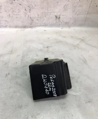 Peugeot 2008 II ABS pump bracket 9827774780