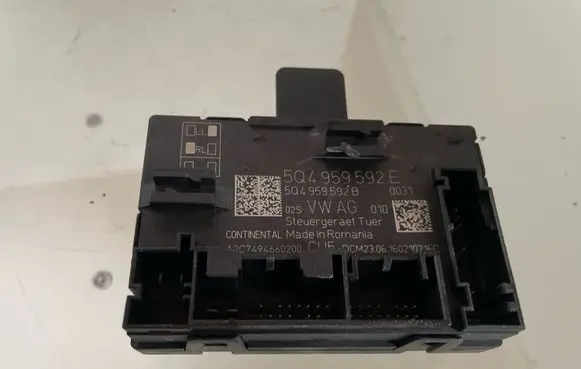 Seat Ateca Door control unit/module 5Q4959592E 5Q4959592B A2C7494660200