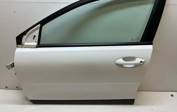KIA Stonic Front door 