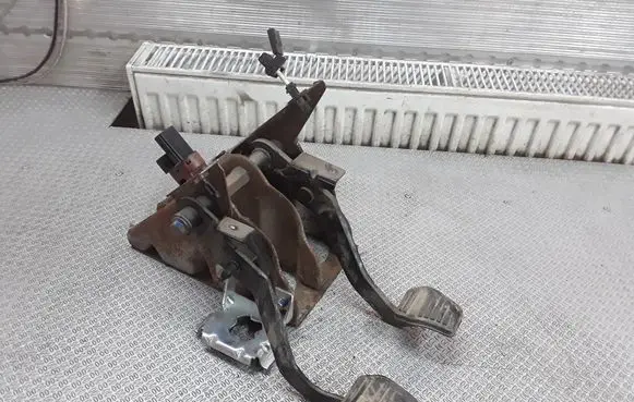 Ford Transit Pedal assembly 