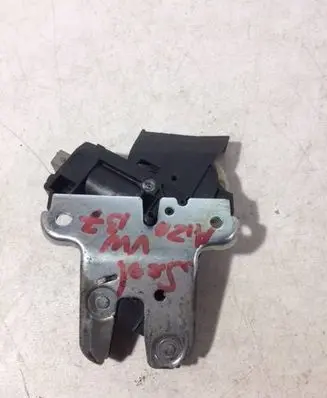 Volkswagen PASSAT B7 Tailgate/trunk/boot lock/catch/latch 4F5827505D