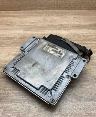 Peugeot 406 Engine control unit/module ECU 9641607680 0281010361