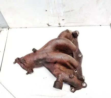 Mazda 323 F Exhaust manifold