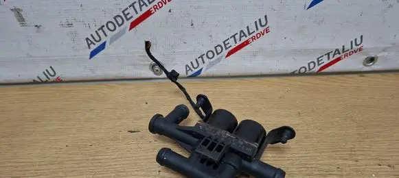 BMW 6 F06 Gran coupe Coolant heater control valve 9310349