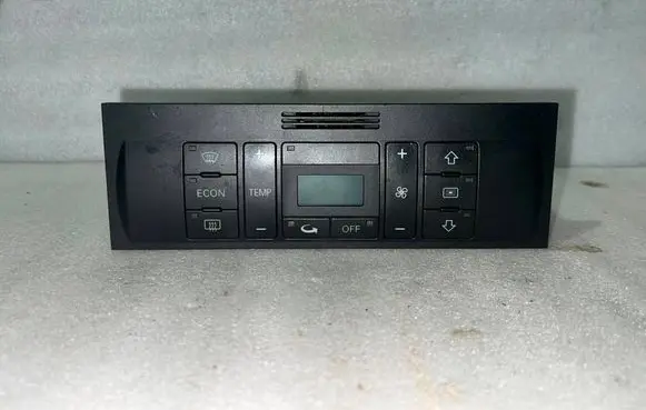 Audi A2 Climate control unit 8Z0820043