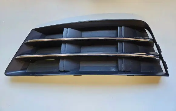 Audi A4 S4 B9 Front bumper lower grill 8W0807681R