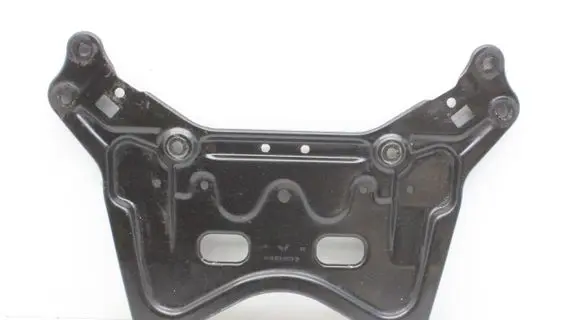 Mercedes-Benz E A207 Engine splash shield/under tray A2076260111