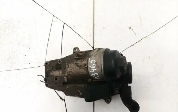 Volvo V70 Oil filter cover 