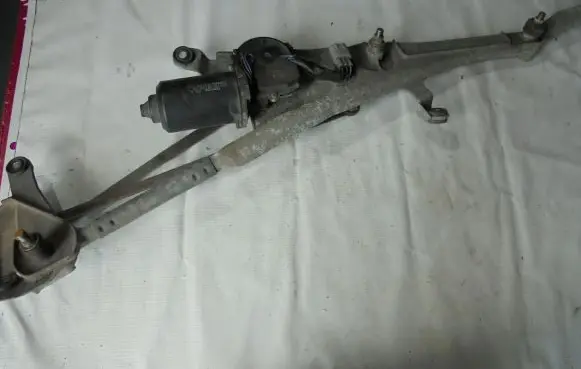 Lexus RX 330 - 350 - 400H Front wiper linkage 85110-48130