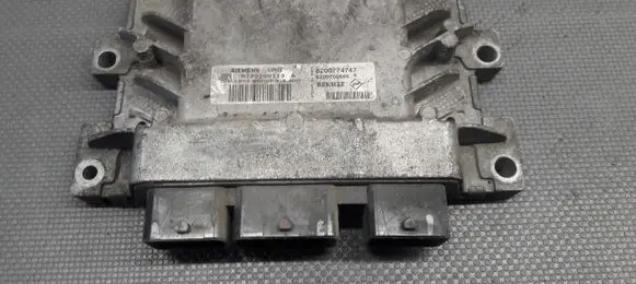 Renault Twingo II Engine control unit/module ECU 8200774747