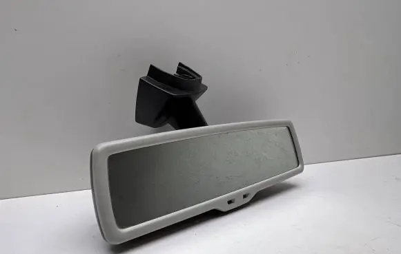 Volkswagen Golf Plus Rear view mirror (interior) E11015619