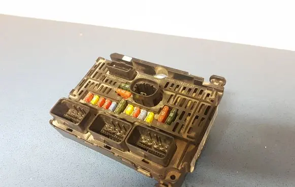 Engine ECU kit and lock set