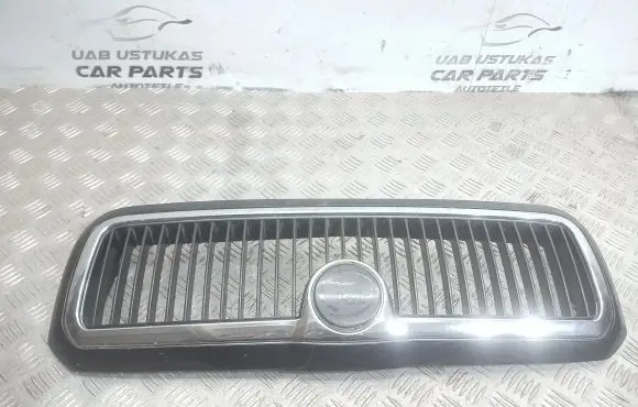 Skoda Octavia Mk1 (1U) Front bumper upper radiator grill 1U0853651