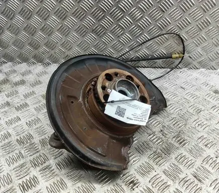 Mercedes-Benz E A207 Rear wheel hub A2043500341