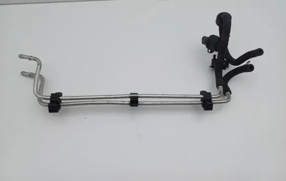 Audi A3 S3 8P Fuel line pipe 038906081B 1K0130308E