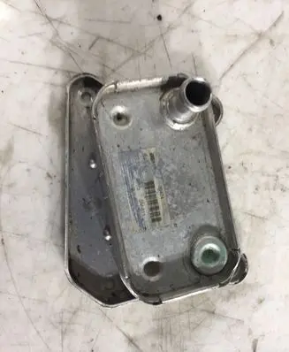 Mercedes-Benz E W210 Oil filter mounting bracket A611188001