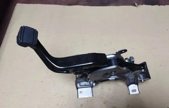 Acura RDX II Hand brake release handle 2322B1078