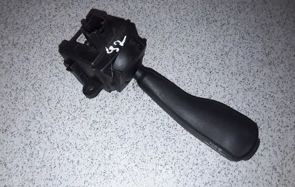 BMW 5 E39 Indicator stalk 8363668
