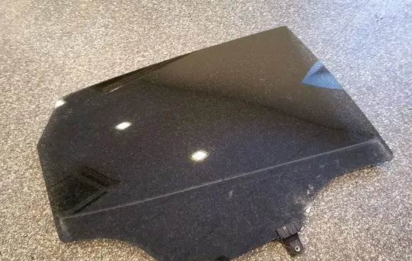 Hyundai Kona I Rear door window glass 43R016943