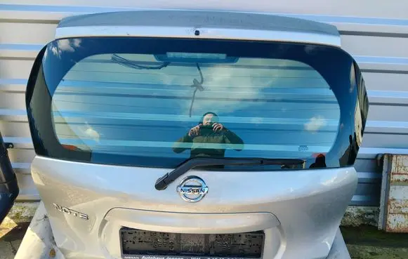 Nissan Note (E12) Truck tailgate NOTEE12