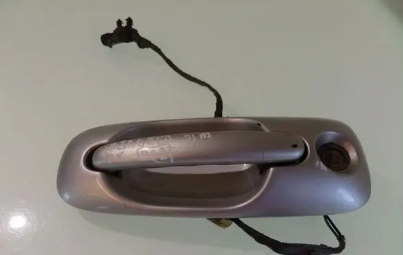 Chrysler Town & Country IV Front door exterior handle SR7149