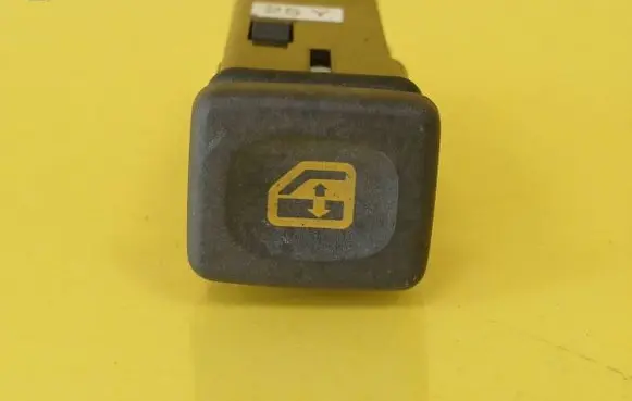 Land Rover Range Rover P38A Central locking switch button 