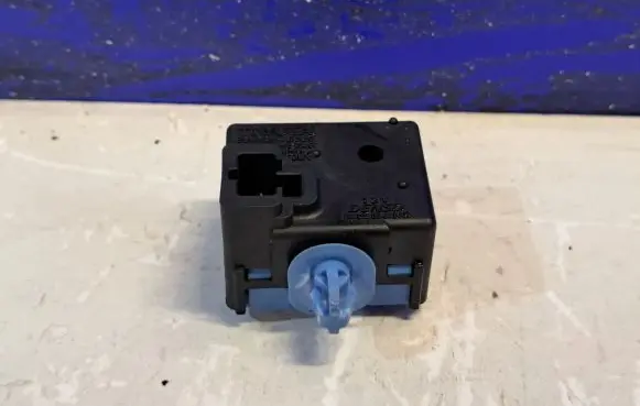 Lexus RX 450H Horn signal 8665248020 0689005740
