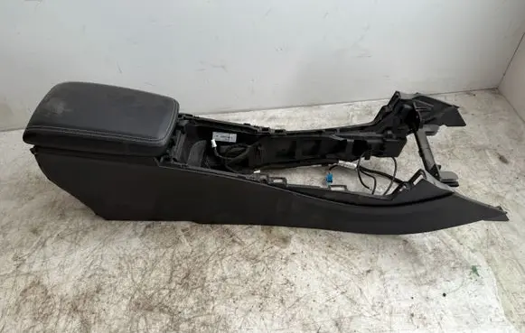 Mercedes-Benz A W176 Armrest A1766800900