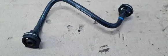 Audi A7 S7 4G Engine coolant pipe/hose 4G0121081BB