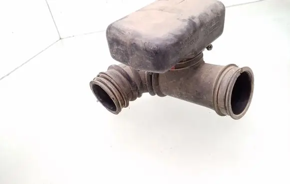 Toyota RAV 4 (XA10) Air intake duct part 1789374330 1788074450