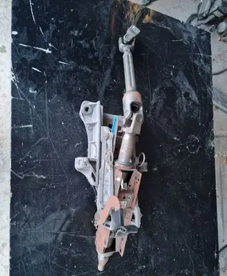 Ford Fusion II Steering wheel axle DG9C3G506AE