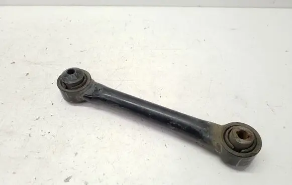 Rear control arm