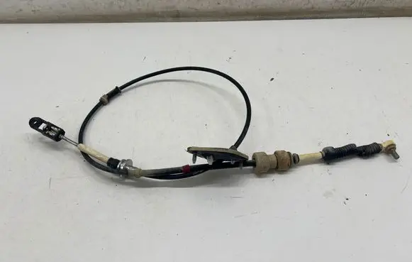 Toyota Hilux VIII Gear shift cable linkage 19BLNCT 198LNCT