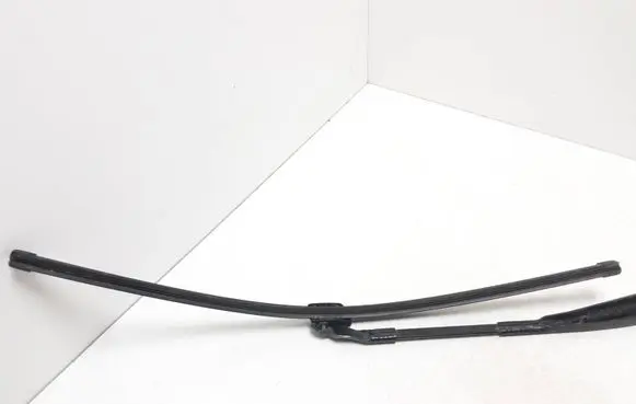 Mercedes-Benz E W211 Front wiper blade arm A2128201344