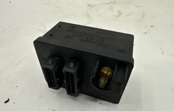 Alfa Romeo 159 Glow plug pre-heat relay 0281003018