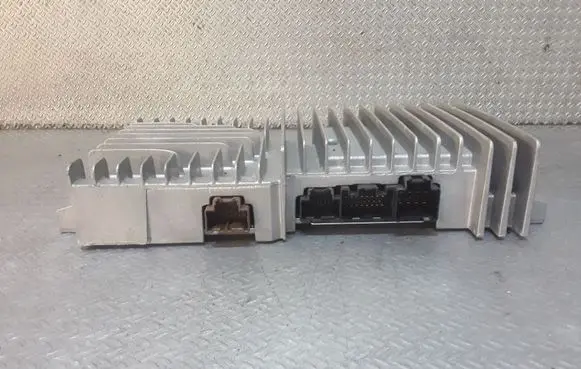 Sound amplifier