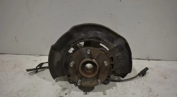 Toyota Verso Front wheel hub spindle knuckle